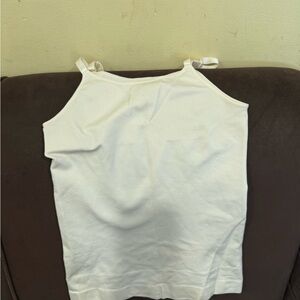 Shapermint Cream Sleeveless Top